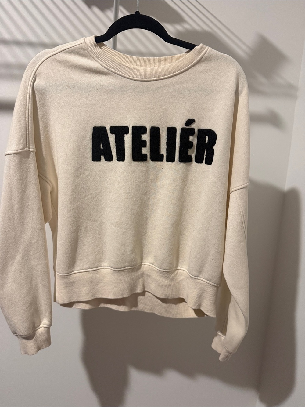 H&M Cream Sweatshirt with Black ATELIÉR Logo